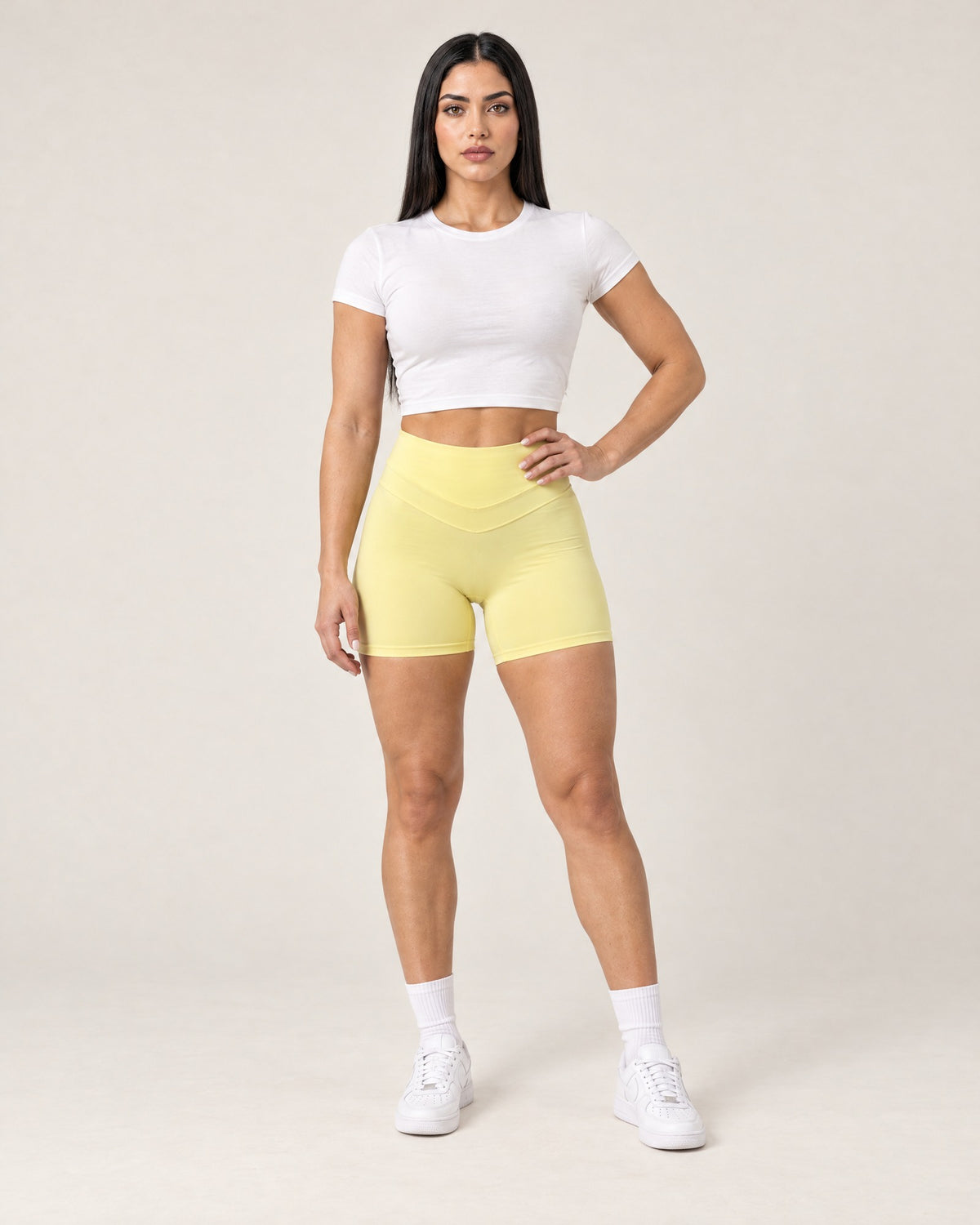 The Twist Short — Yellow, frente